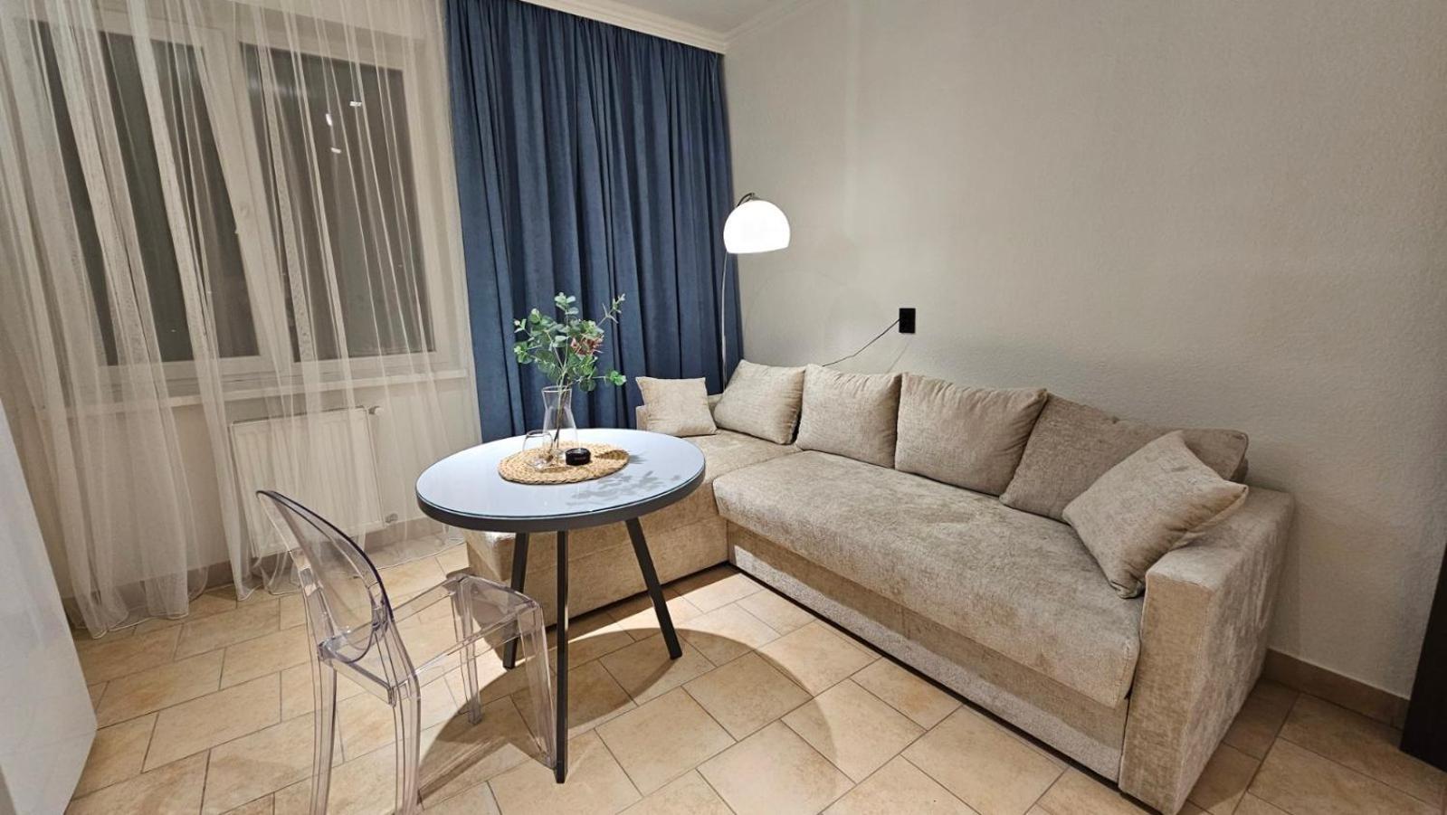 מוקצ'בה Black Room Apartment מראה חיצוני תמונה